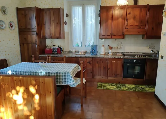 Casa Gialla Apartman Gera Lario