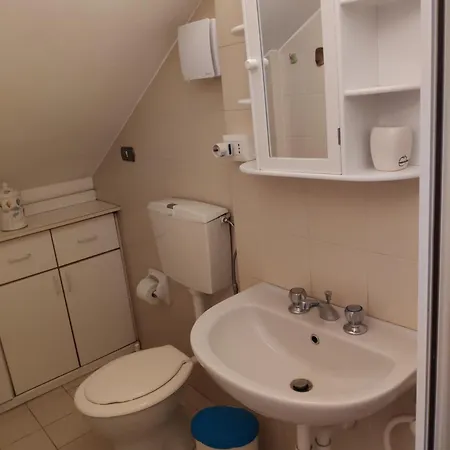 Apartment Casa Gialla Gera Lario